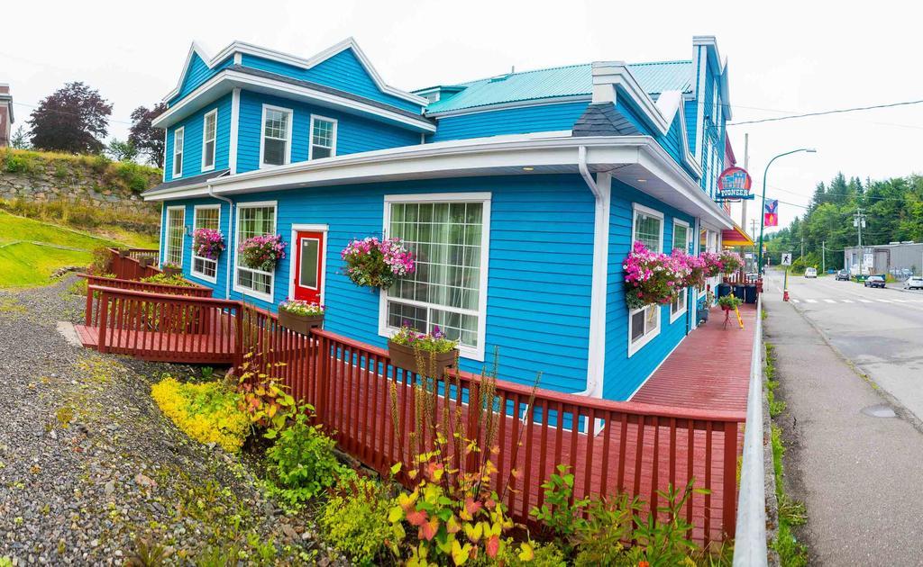 Pioneer Inns Prince Rupert Extérieur photo